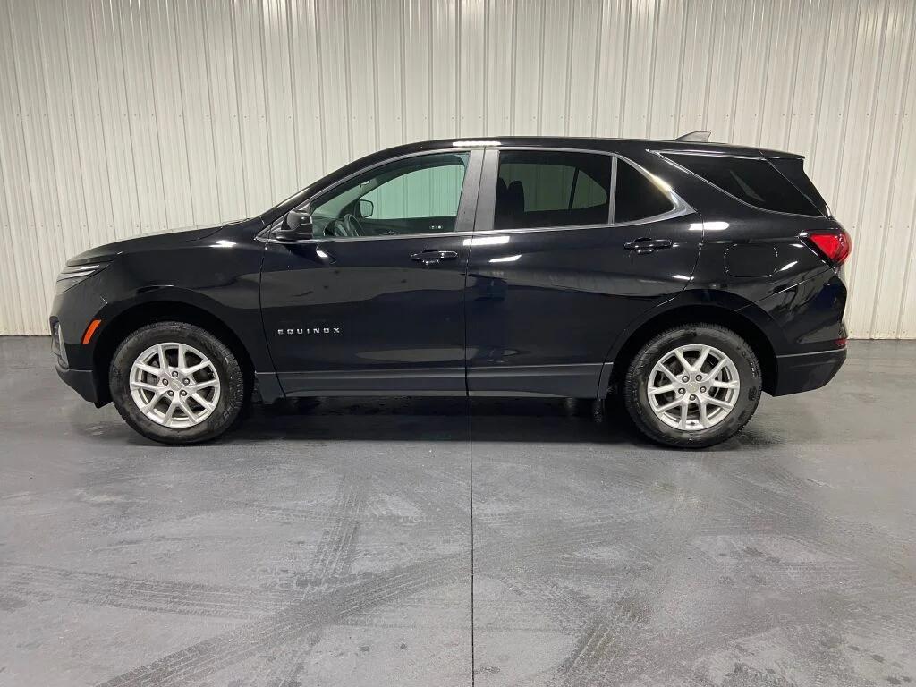 used 2024 Chevrolet Equinox car, priced at $17,987