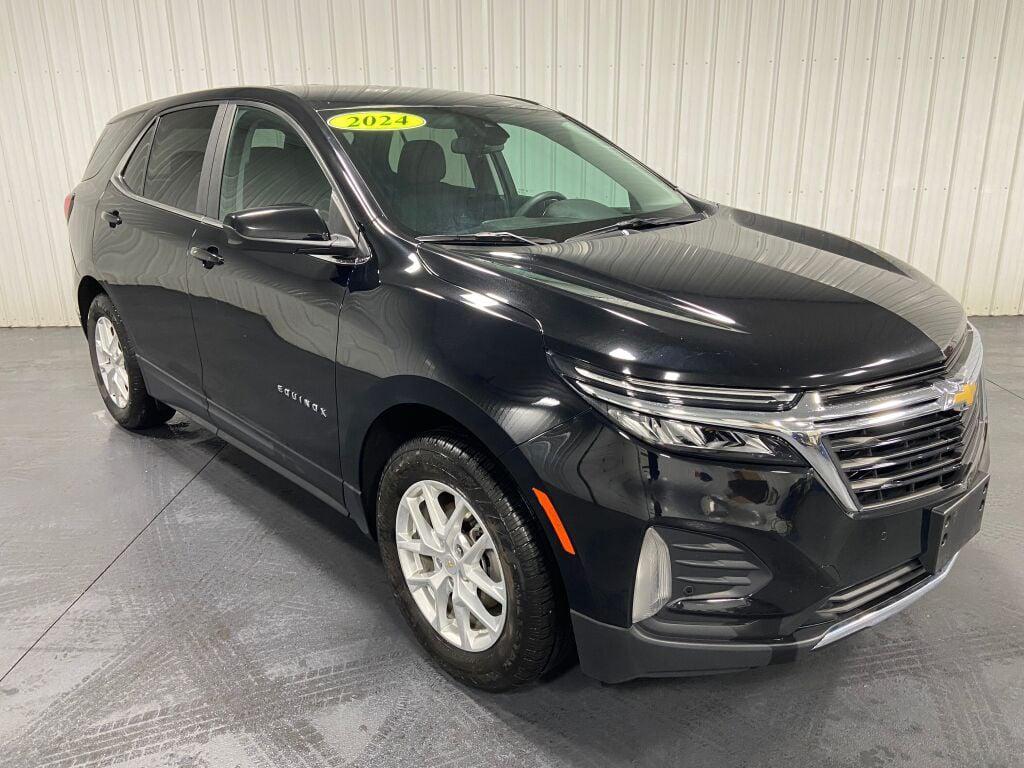 used 2024 Chevrolet Equinox car, priced at $17,987