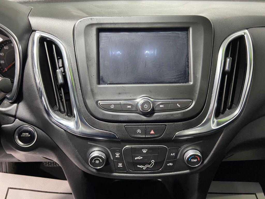 used 2024 Chevrolet Equinox car, priced at $17,987