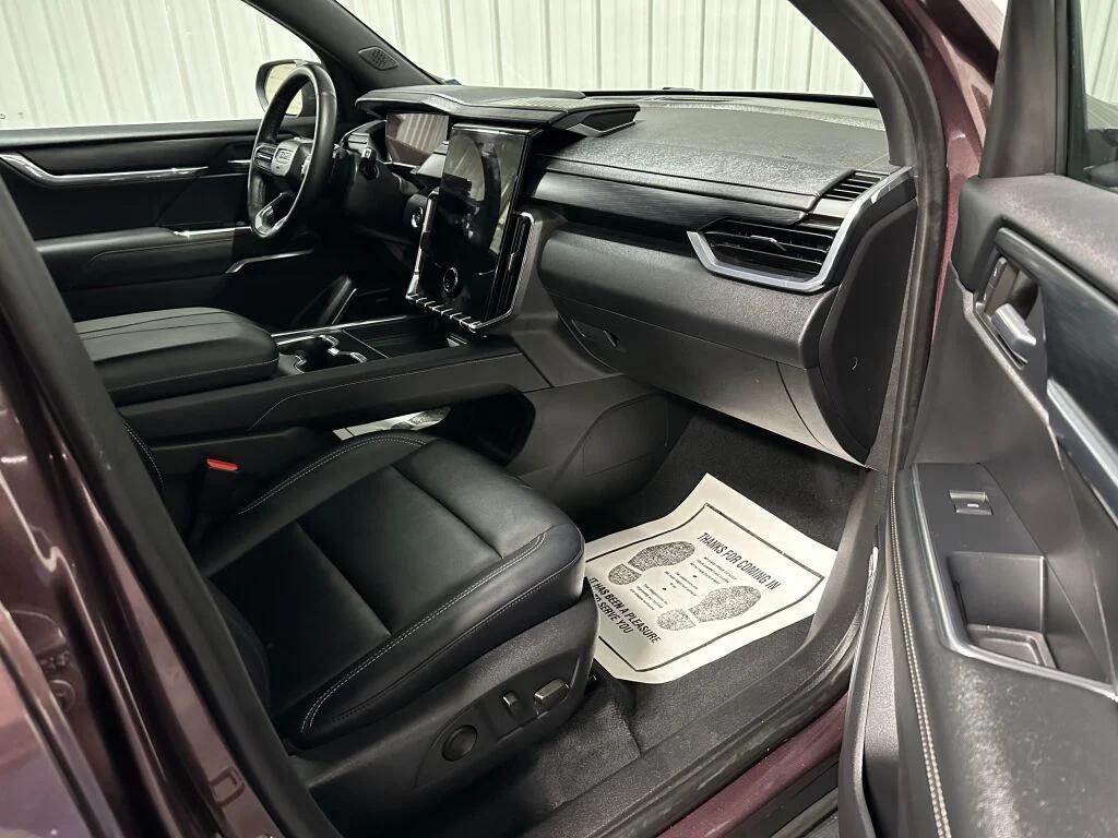 used 2024 GMC Acadia car