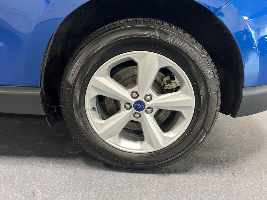 used 2022 Ford Edge car, priced at $16,988