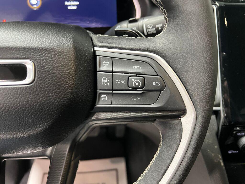 used 2024 Jeep Grand Cherokee L car, priced at $30,772