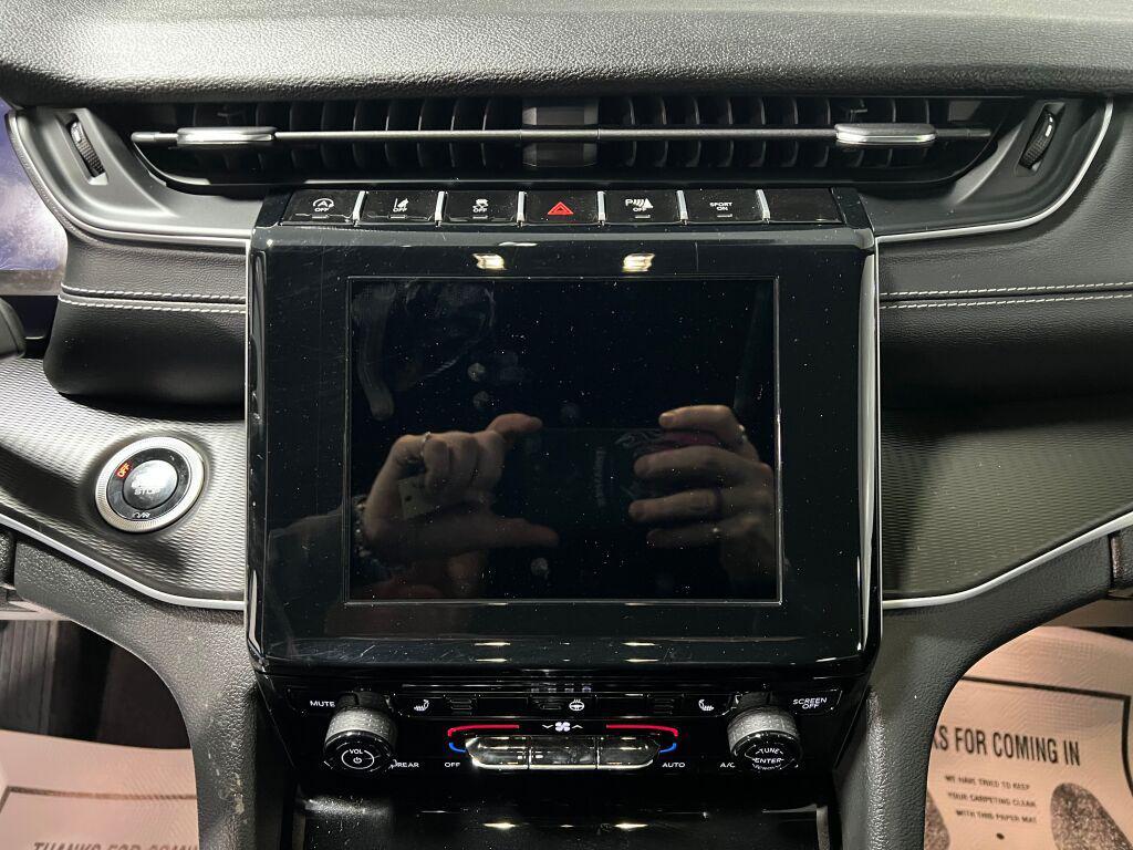 used 2024 Jeep Grand Cherokee L car, priced at $30,772