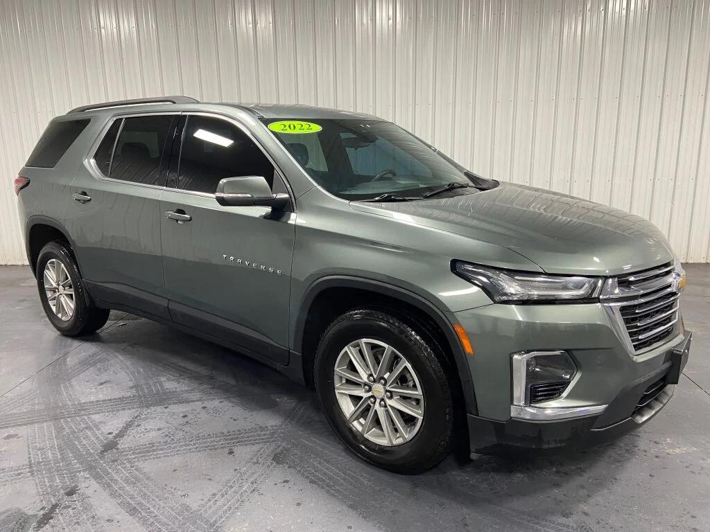 used 2022 Chevrolet Traverse car, priced at $25,883