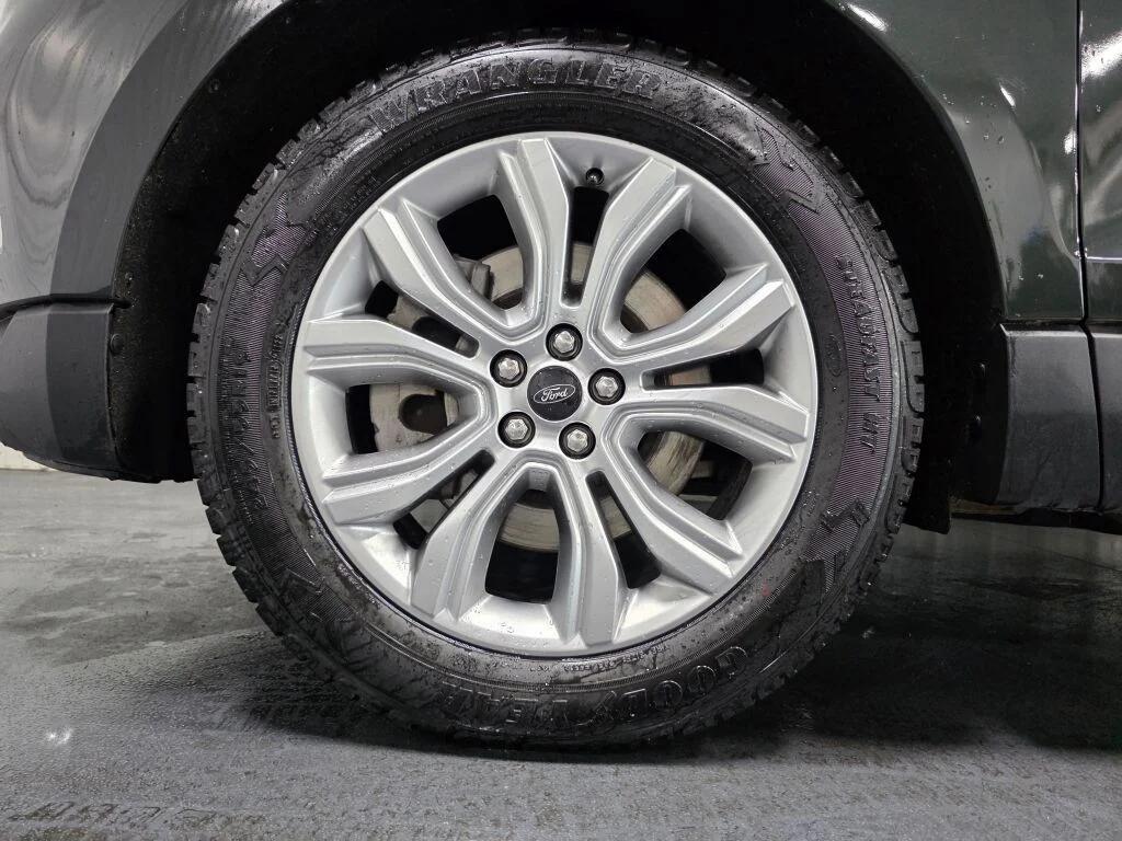 used 2023 Ford Edge car, priced at $18,986
