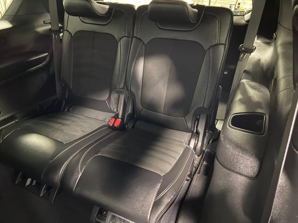 used 2023 Jeep Grand Cherokee L car, priced at $27,779