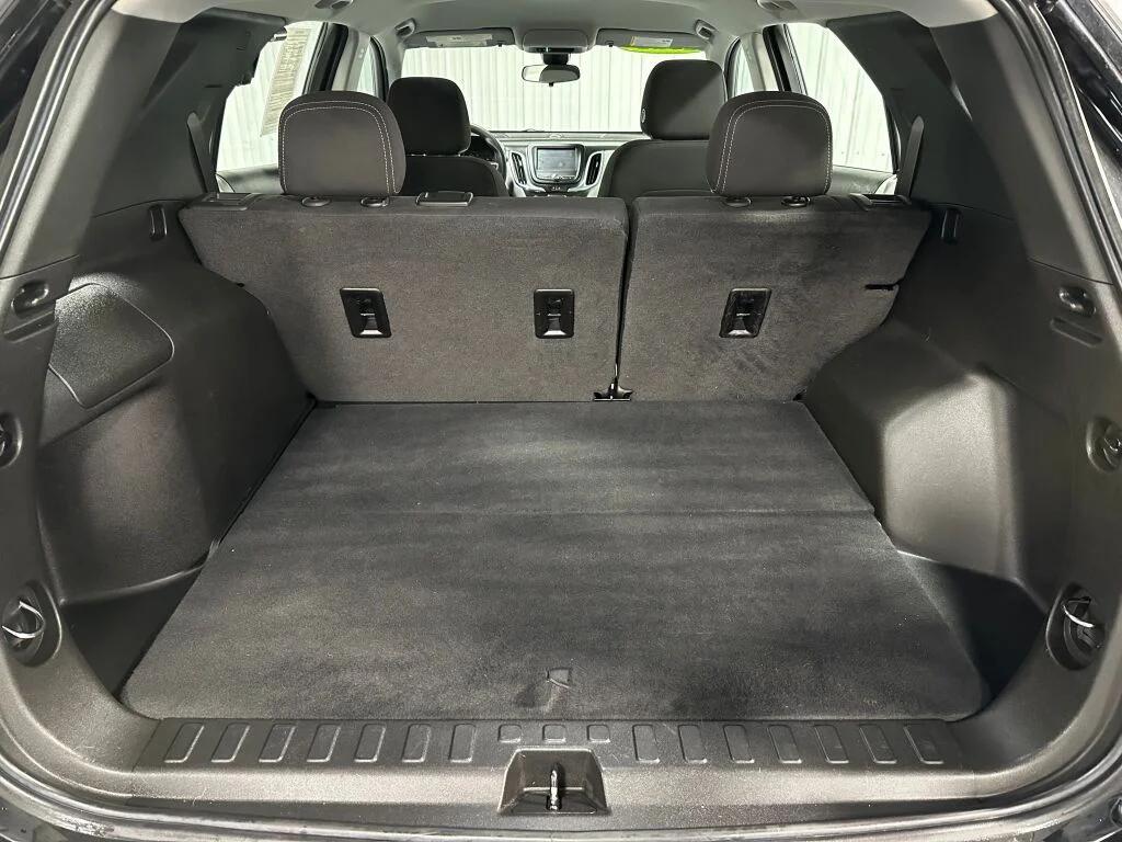 used 2022 Chevrolet Equinox car, priced at $17,798