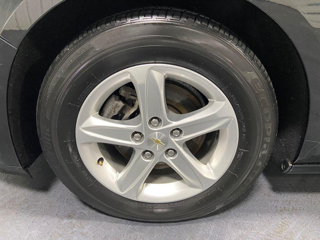 used 2022 Chevrolet Malibu car, priced at $13,886