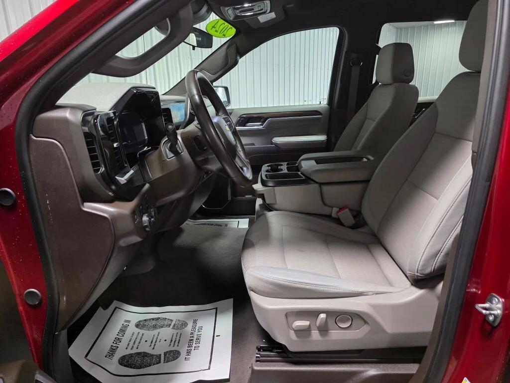 used 2024 Chevrolet Silverado 1500 car, priced at $29,559