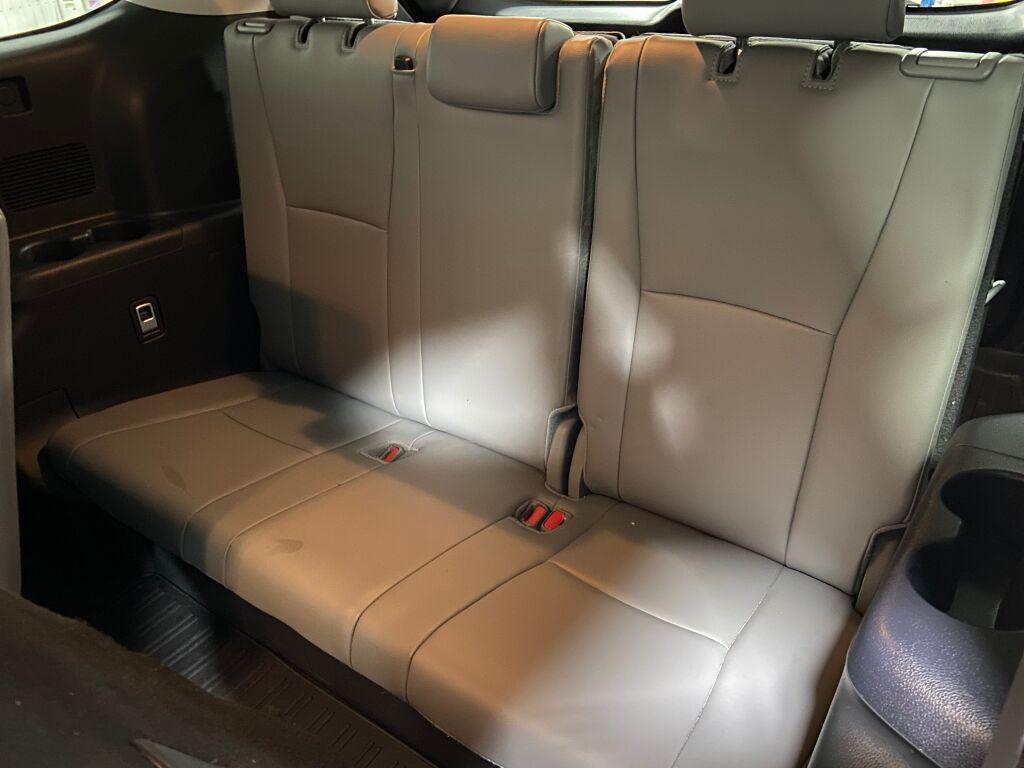 used 2024 Toyota Highlander Hybrid car, priced at $35,497