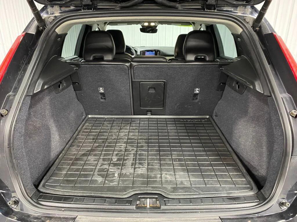 used 2023 Volvo XC40 car, priced at $20,982