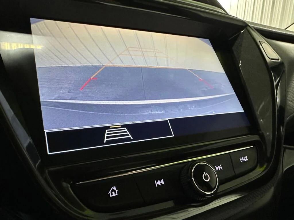 used 2023 Chevrolet TrailBlazer car, priced at $21,559