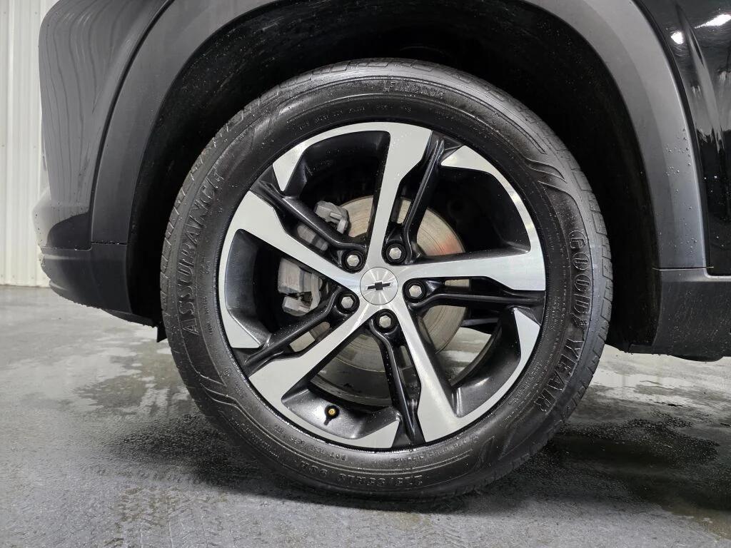 used 2024 Chevrolet Trax car, priced at $20,463
