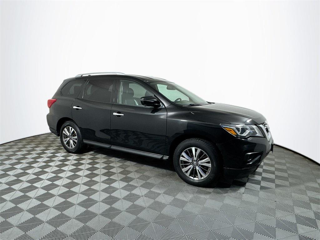 used 2019 Nissan Pathfinder car, priced at $9,422