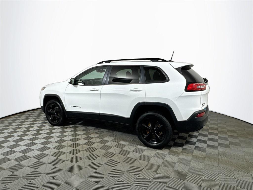 used 2016 Jeep Cherokee car, priced at $10,697