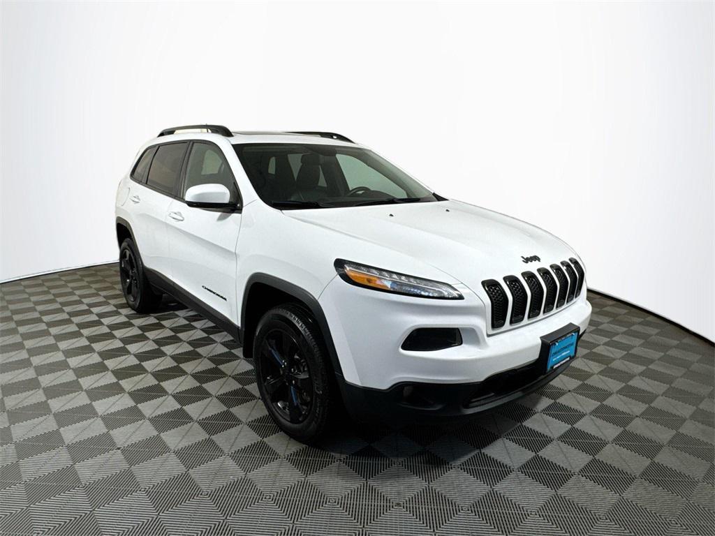 used 2016 Jeep Cherokee car, priced at $10,697