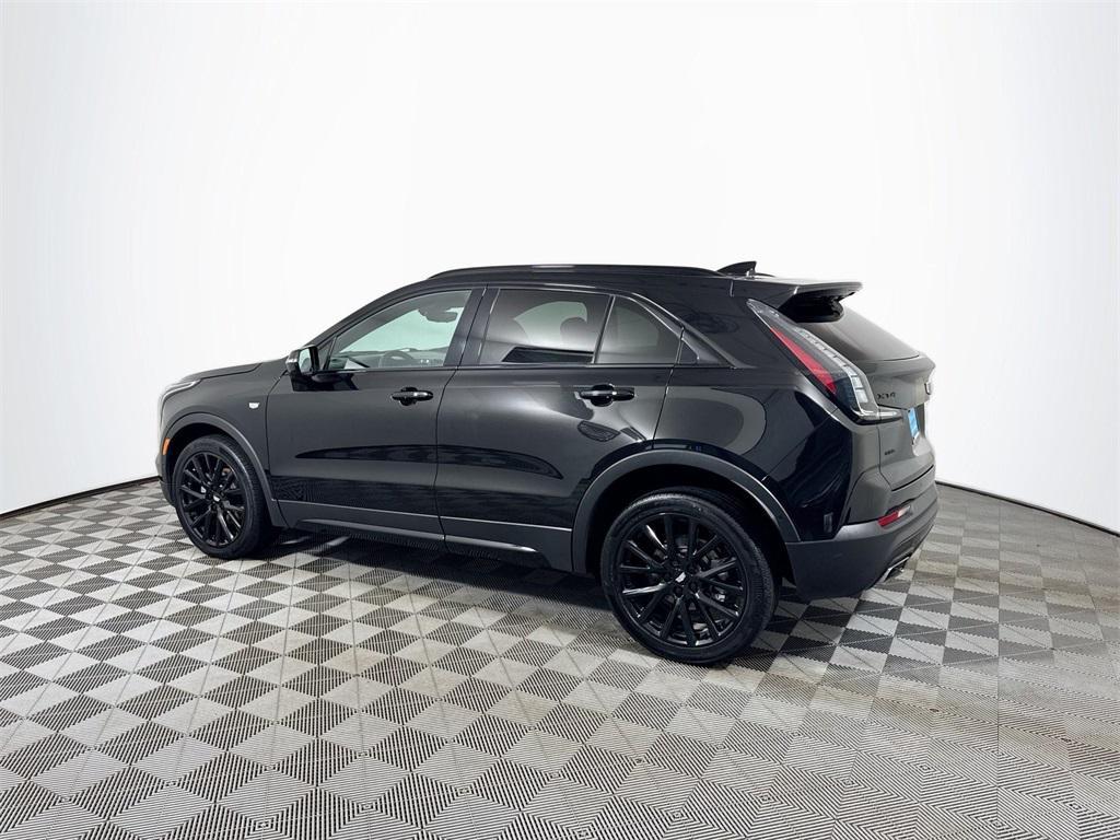 used 2022 Cadillac XT4 car, priced at $25,722