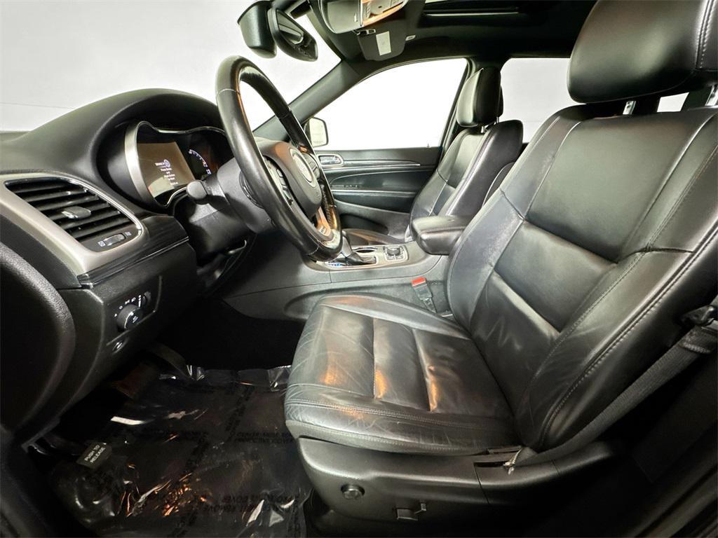 used 2021 Jeep Grand Cherokee car, priced at $21,492