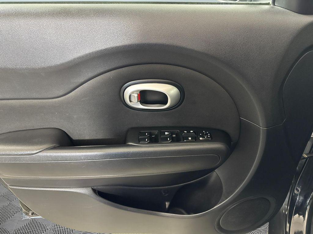 used 2016 Kia Soul car, priced at $10,492