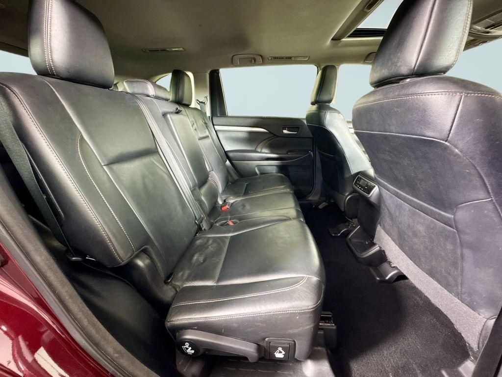 used 2017 Toyota Highlander car, priced at $18,222