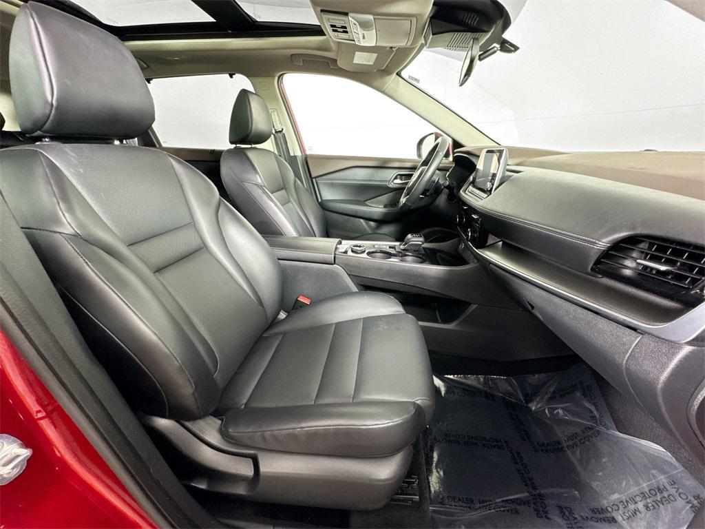 used 2021 Nissan Rogue car, priced at $18,992