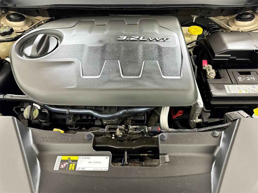 used 2014 Jeep Cherokee car, priced at $9,992