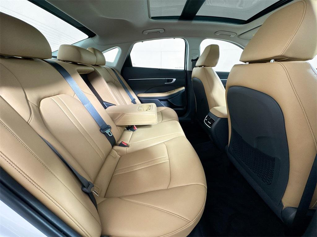 used 2025 Hyundai Sonata Hybrid car, priced at $32,999