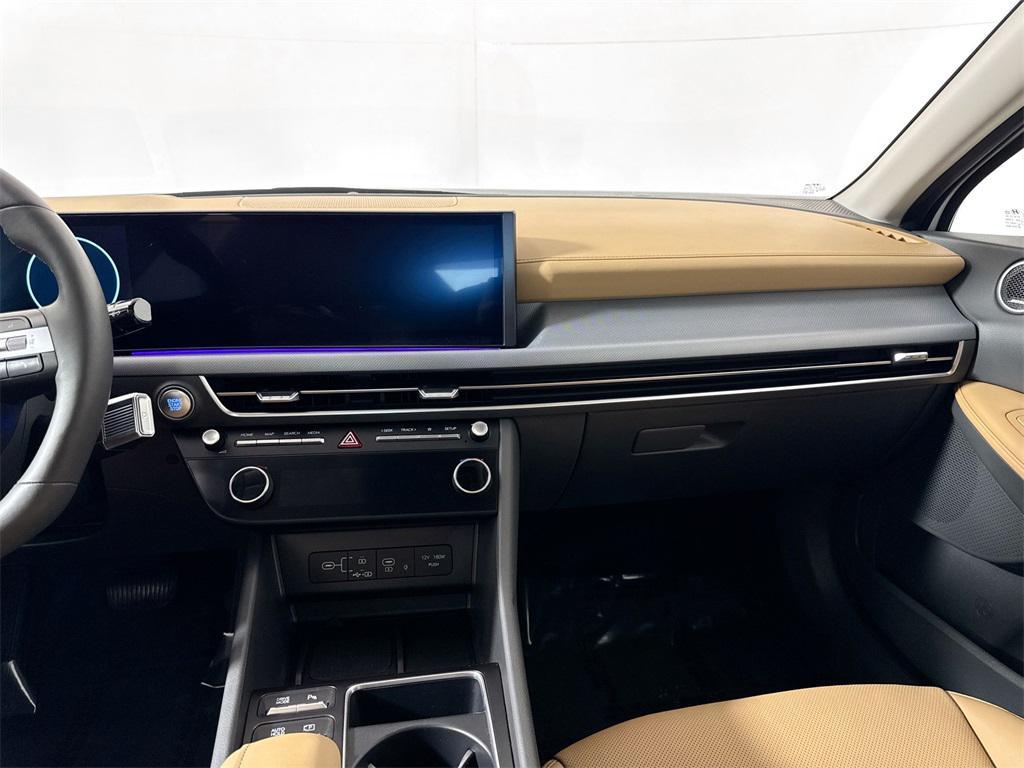 used 2025 Hyundai Sonata Hybrid car, priced at $32,999