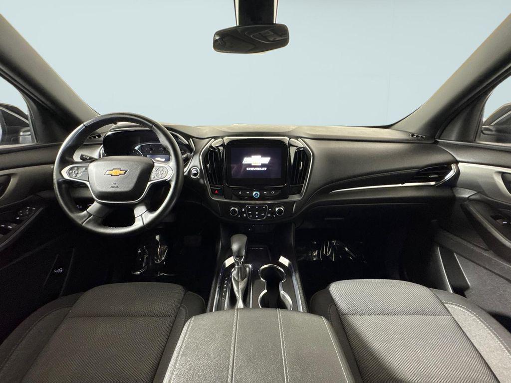 used 2023 Chevrolet Traverse car, priced at $25,621