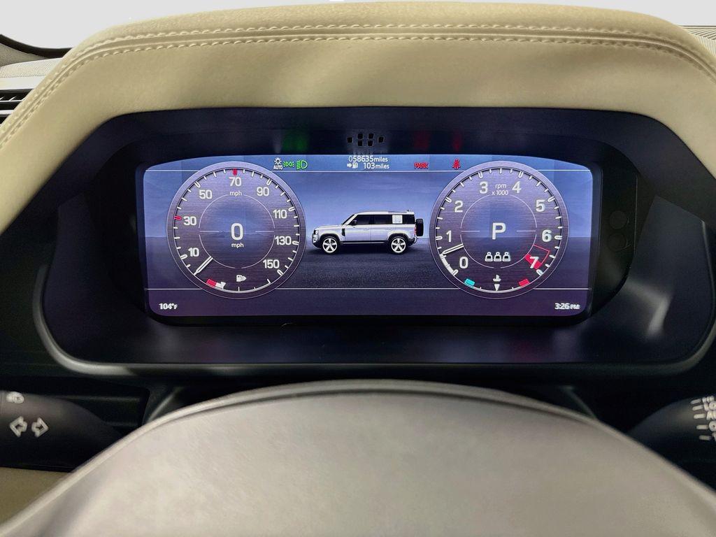 Land Rover Defender view 34