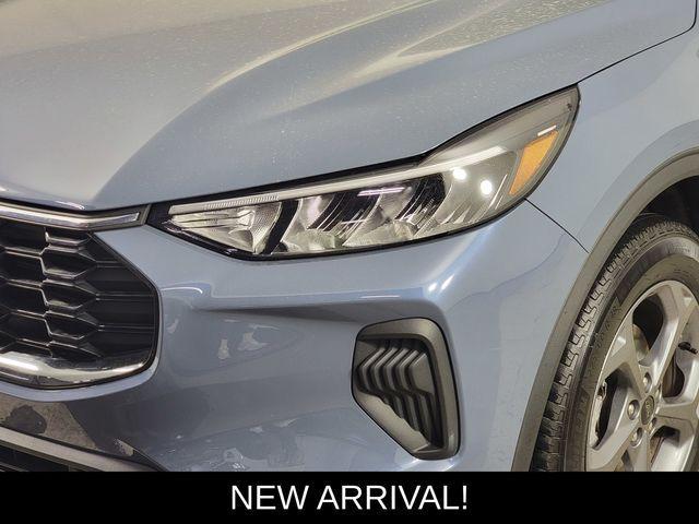 used 2026 Ford Escape car, priced at $29,889