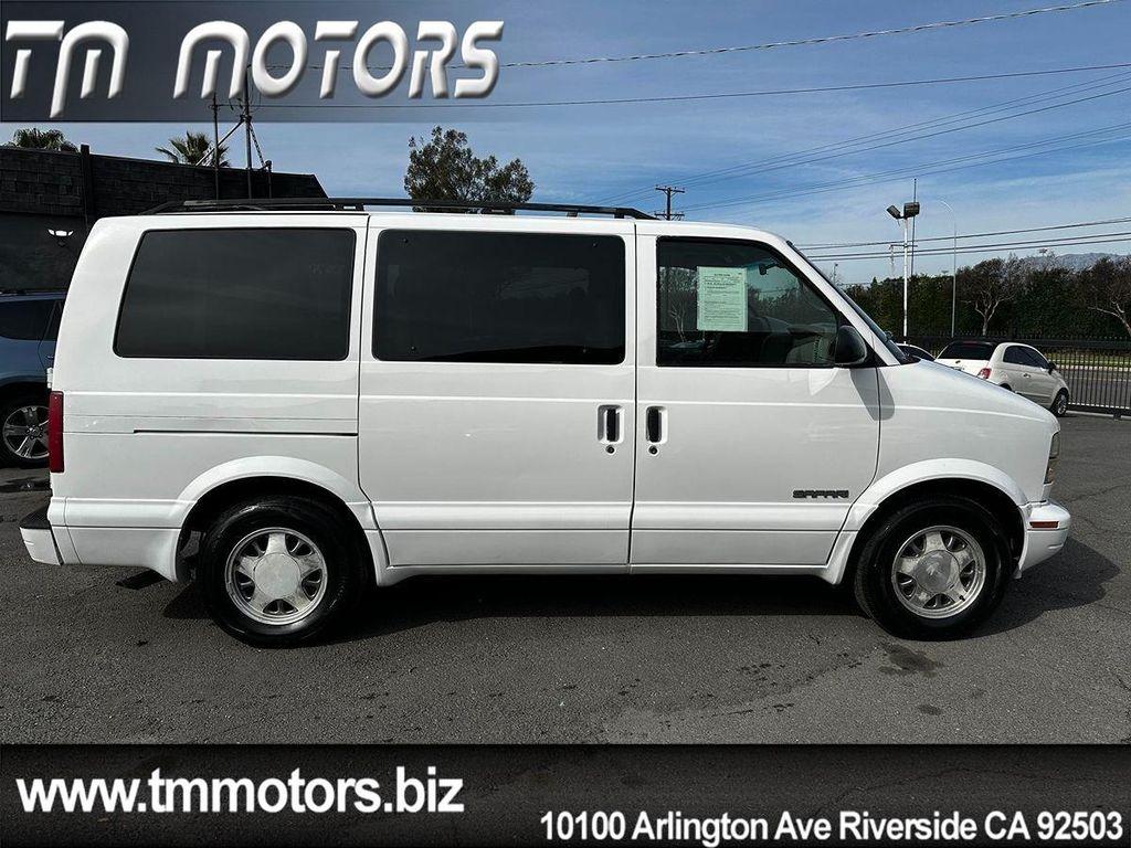 used 2000 GMC Safari car, priced at $8,890