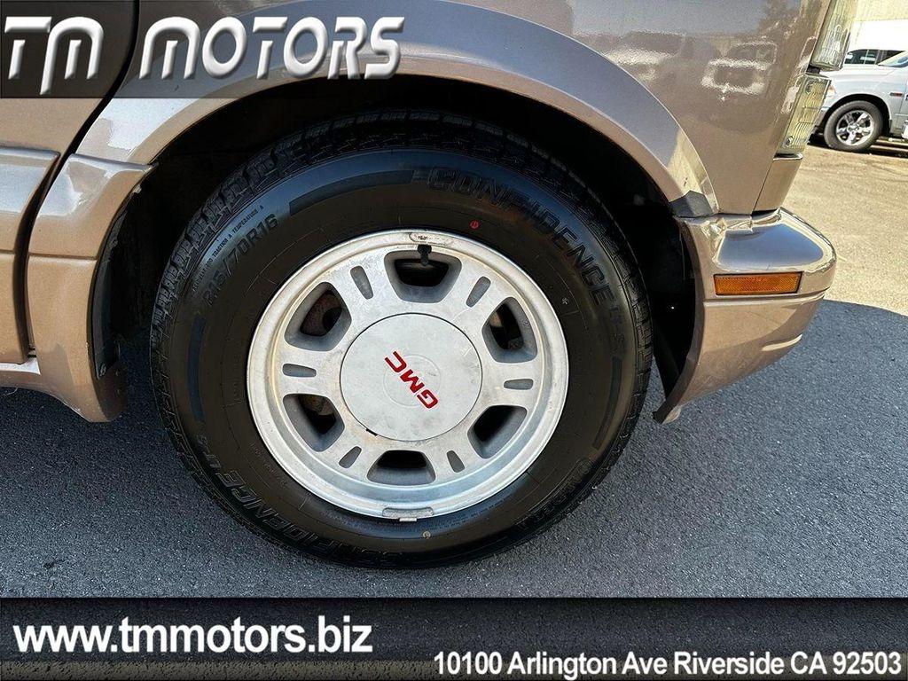 used 2003 GMC Safari car, priced at $9,690