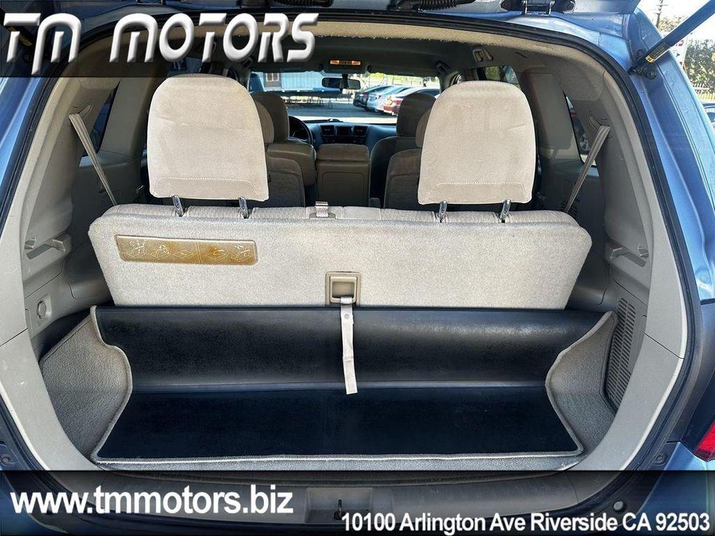 used 2008 Toyota Highlander car, priced at $7,890