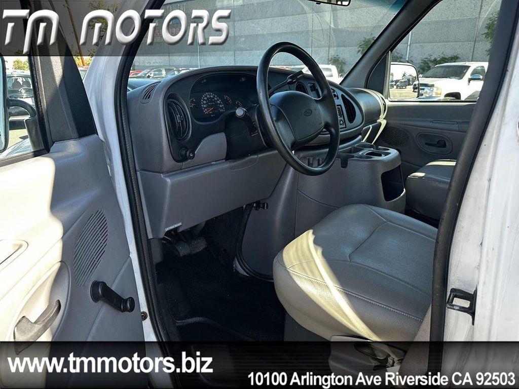 used 2000 Ford E150 car, priced at $8,690