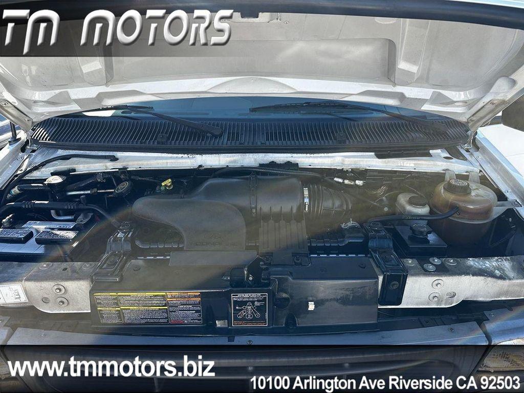 used 2000 Ford E150 car, priced at $8,690