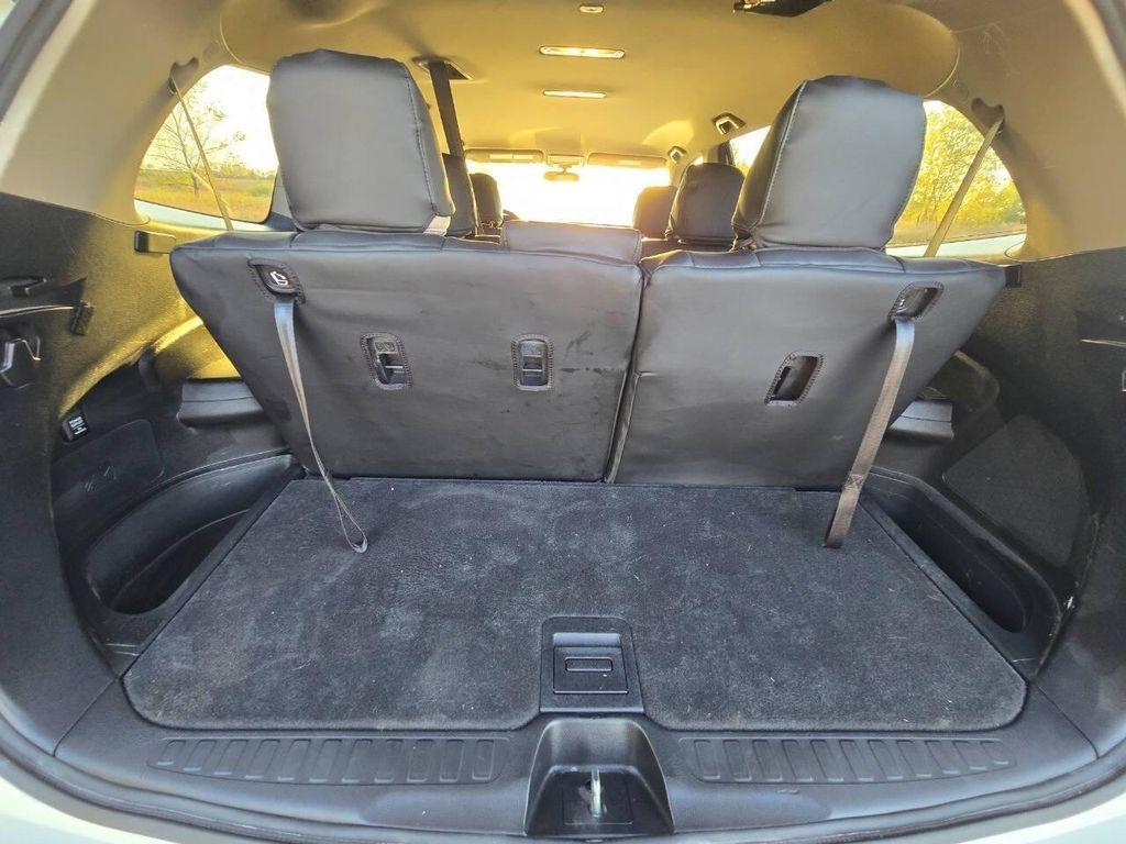 2016 White Diamond Pearl Honda Pilot