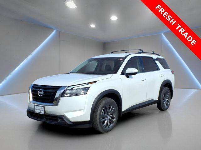 used 2025 Nissan Pathfinder car, priced at $33,700
