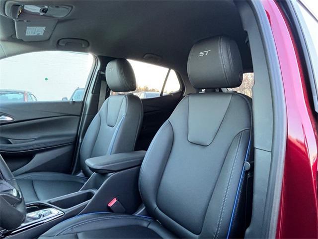 new 2025 Buick Encore GX car, priced at $30,256