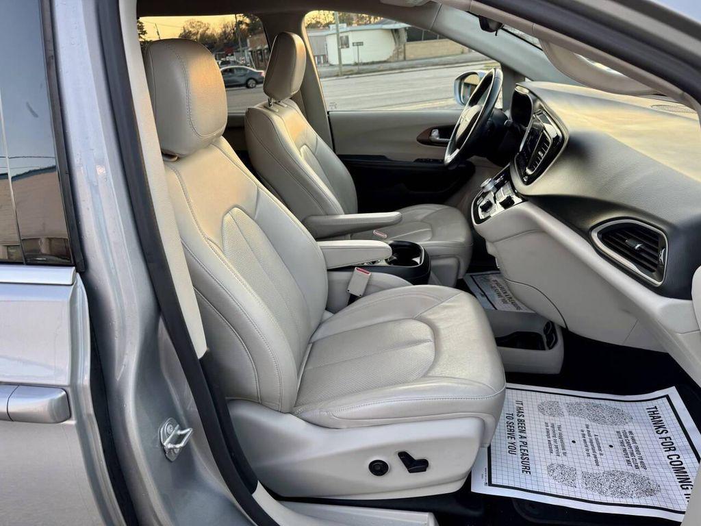 used 2018 Chrysler Pacifica car, priced at $9,995
