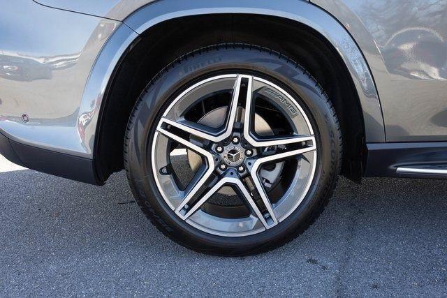 new 2026 Mercedes-Benz GLS 450 car, priced at $97,205