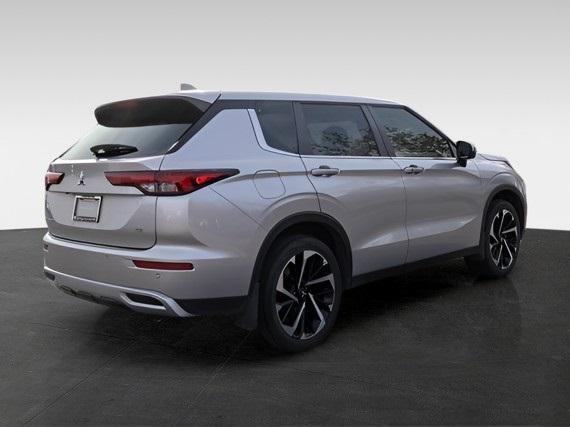 used 2022 Mitsubishi Outlander car, priced at $17,999