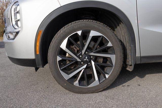 used 2022 Mitsubishi Outlander car, priced at $17,999