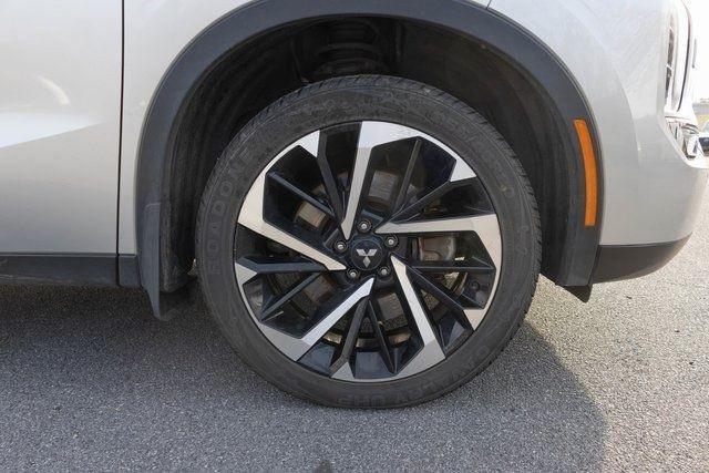 used 2022 Mitsubishi Outlander car, priced at $17,999