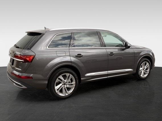 used 2024 Audi Q7 car, priced at $46,999
