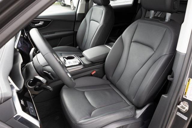 used 2024 Audi Q7 car, priced at $46,999