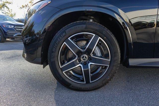 new 2026 Mercedes-Benz GLC 300 car, priced at $58,450