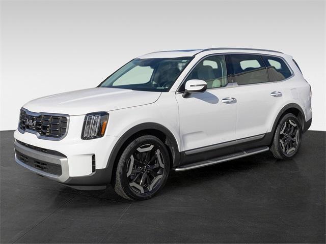 used 2023 Kia Telluride car, priced at $32,499