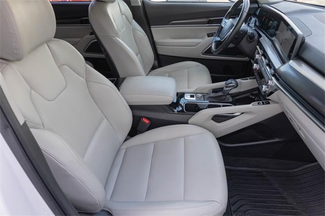 used 2023 Kia Telluride car, priced at $32,499
