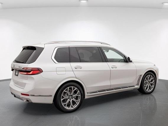 new 2025 BMW X7 car, priced at $91,885